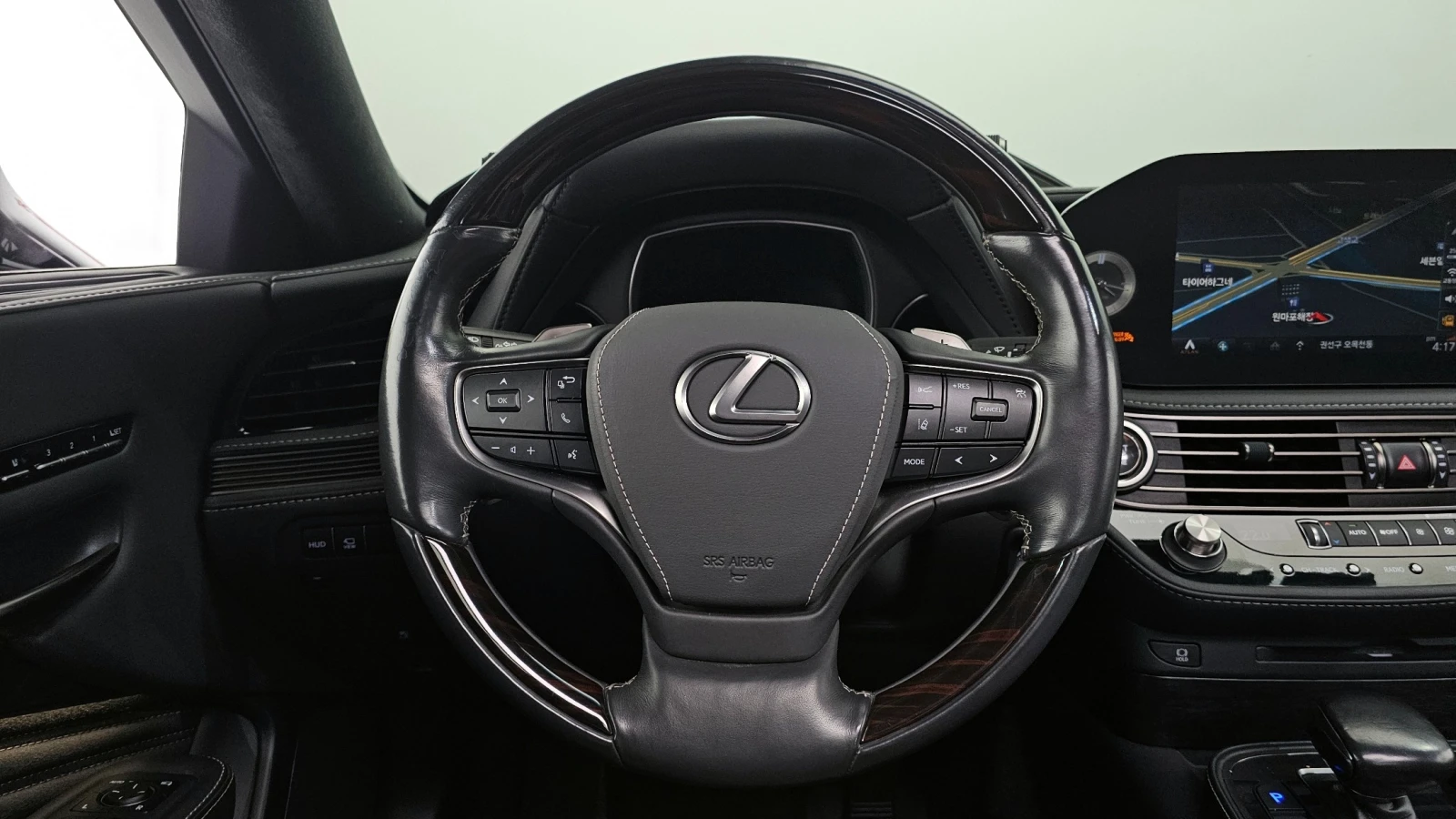 Lexus LS 500 * Luxury* 3.5AWD* HEADUP* , снимка 13 - Автомобили и джипове - 55093635
