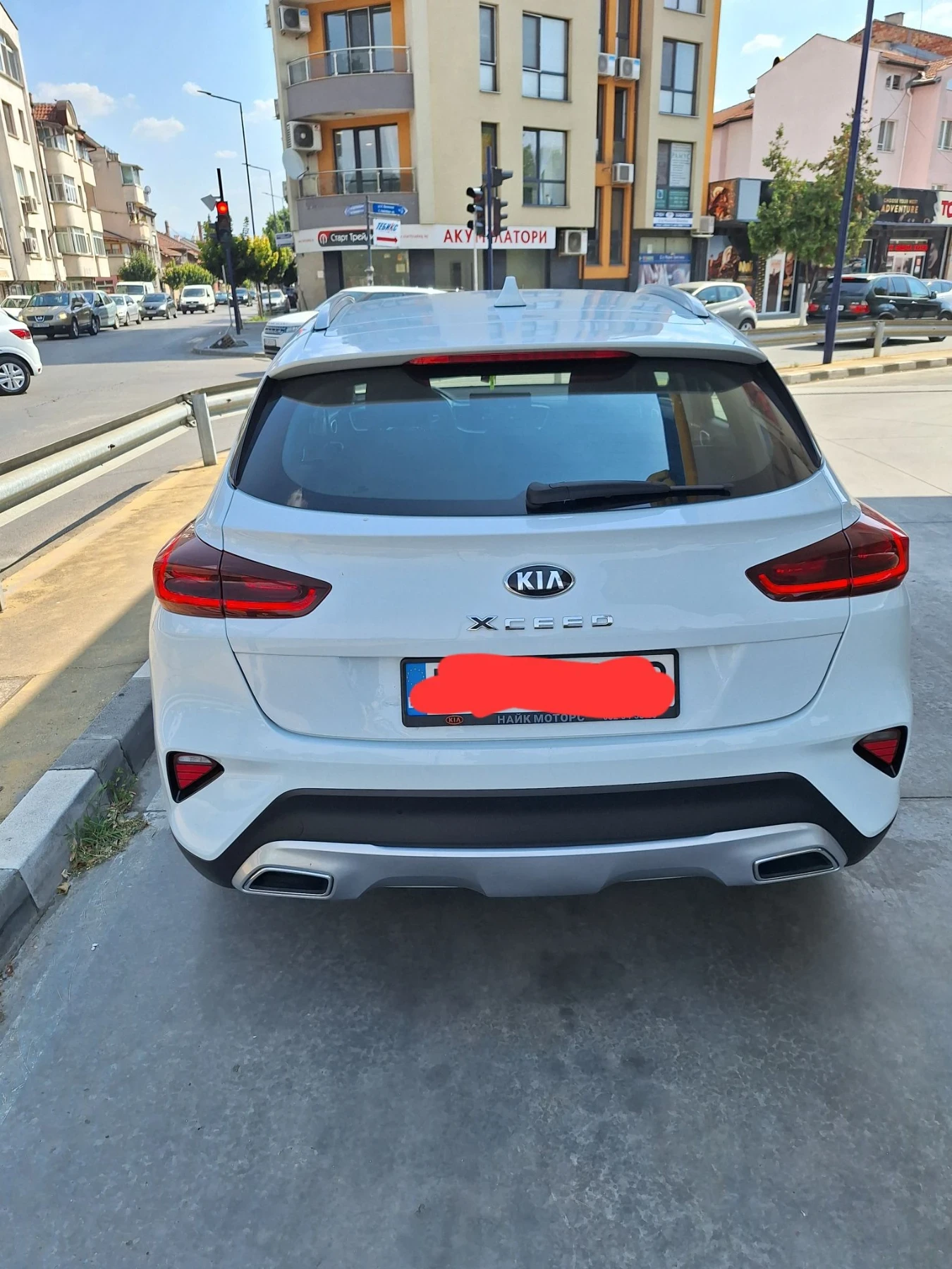 Kia XCeed 1.4, снимка 4 - Автомобили и джипове - 55629488