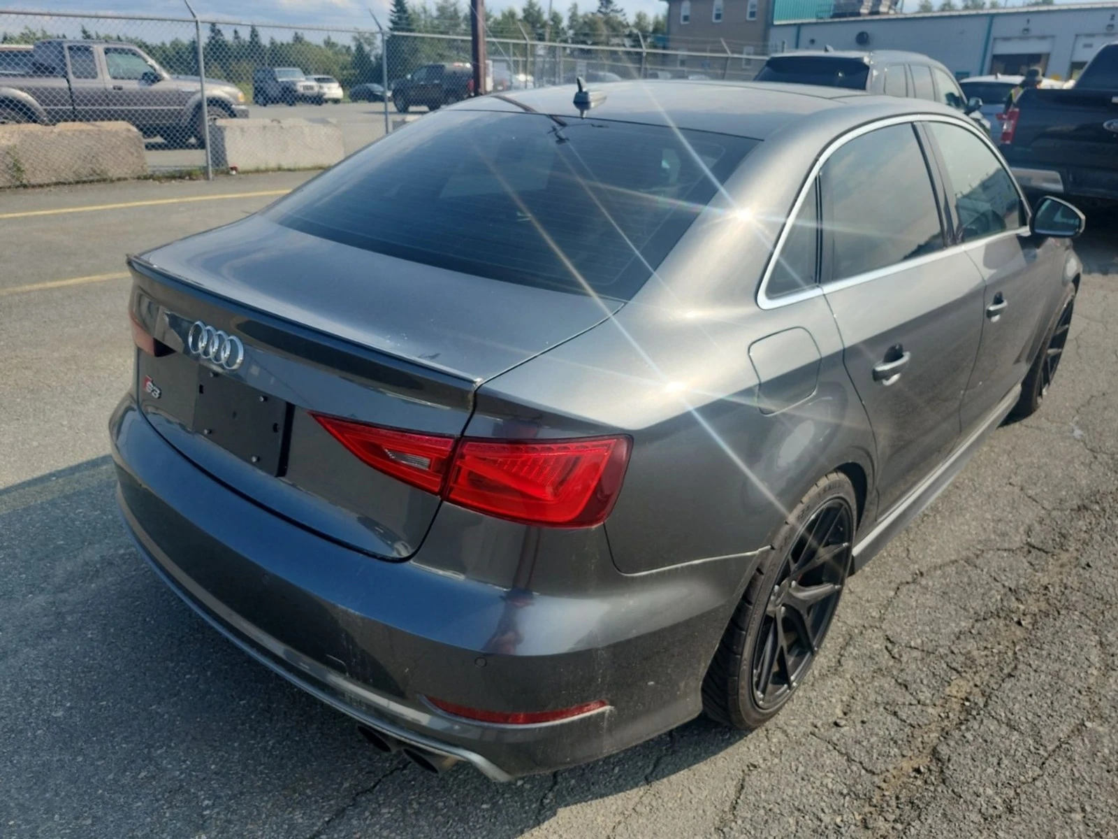Audi S3 TECHNIK ЦЕНА ДО БЪЛГАРИЯ АВТОКРЕДИТ, снимка 3 - Автомобили и джипове - 55663787