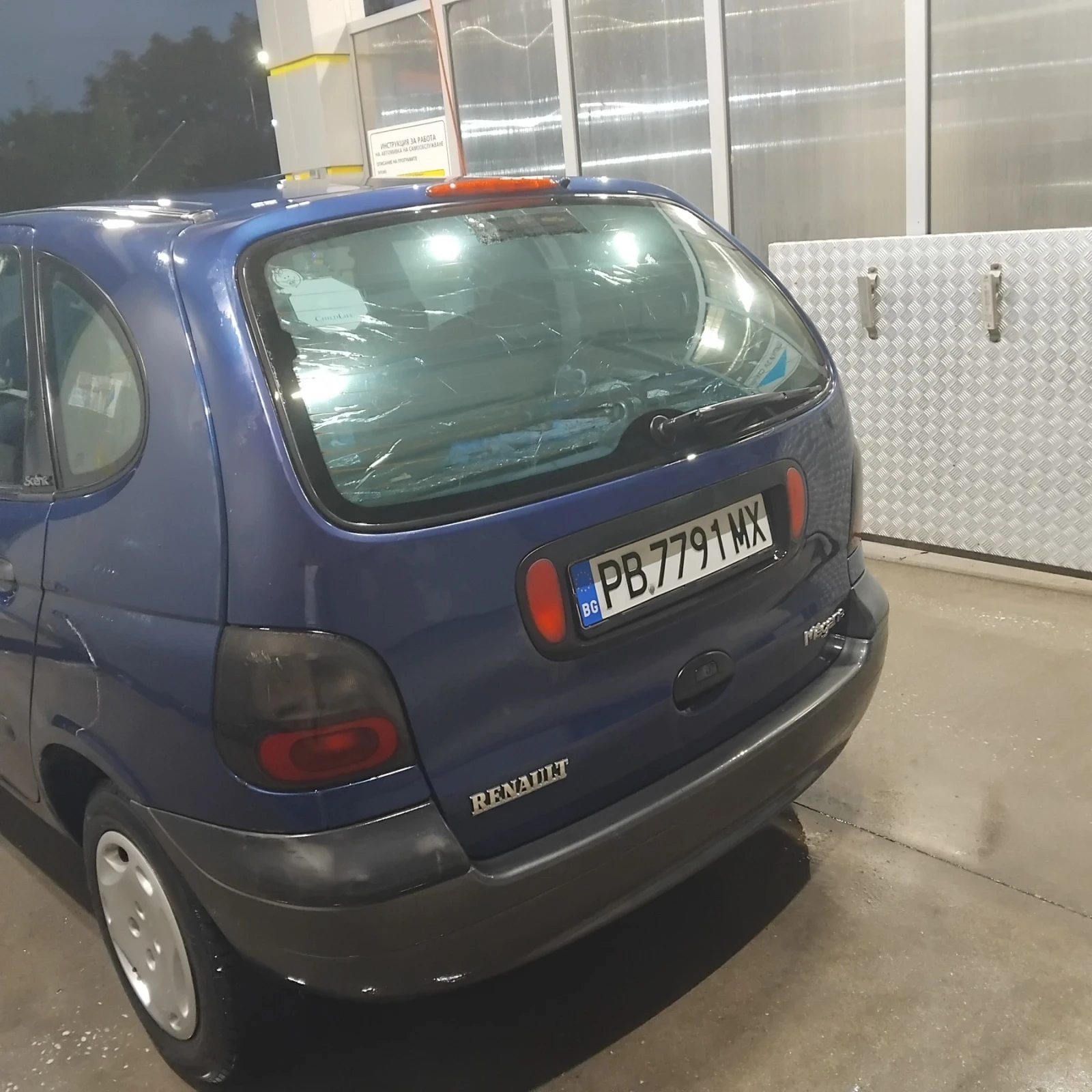 Renault Scenic Megan Scenic 1, снимка 3 - Автомобили и джипове - 56058224