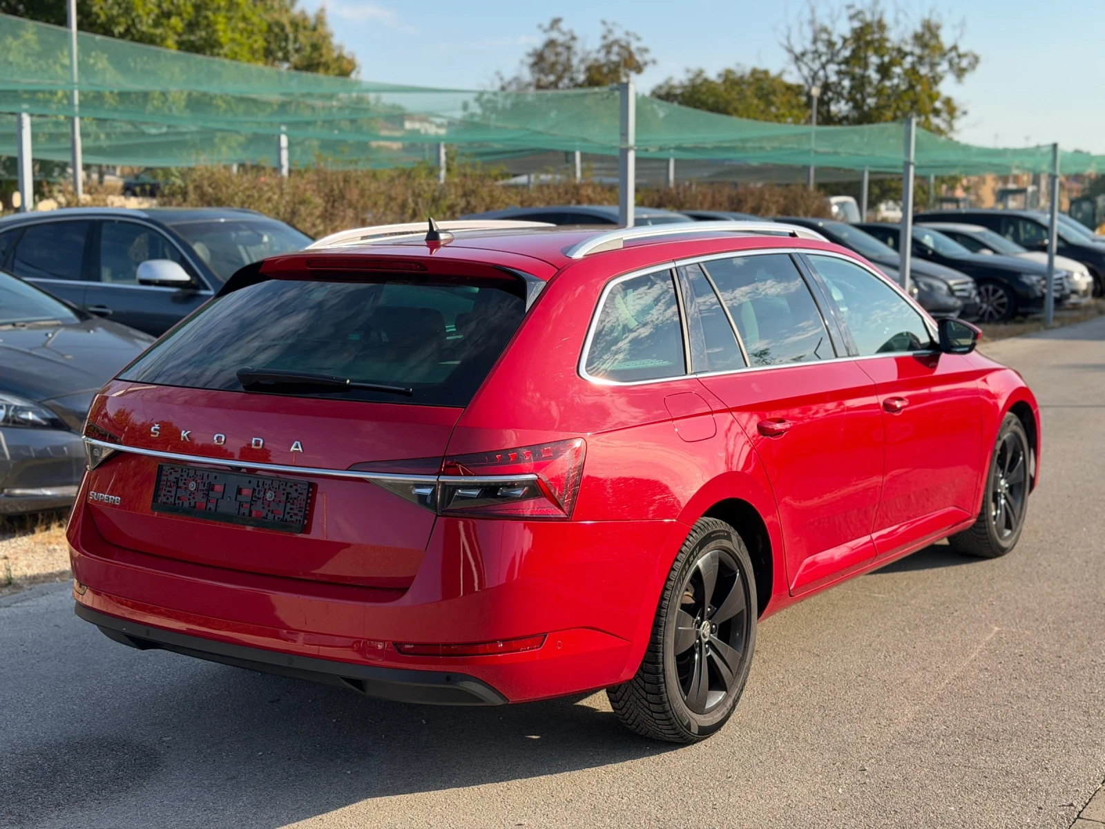 Skoda Superb 2.0TDI Швейцария , снимка 4 - Автомобили и джипове - 56251450