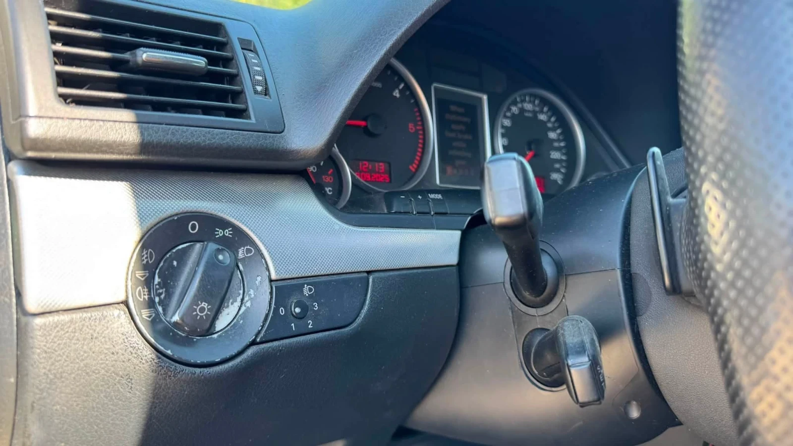 Audi A4, снимка 4 - Автомобили и джипове - 56420421