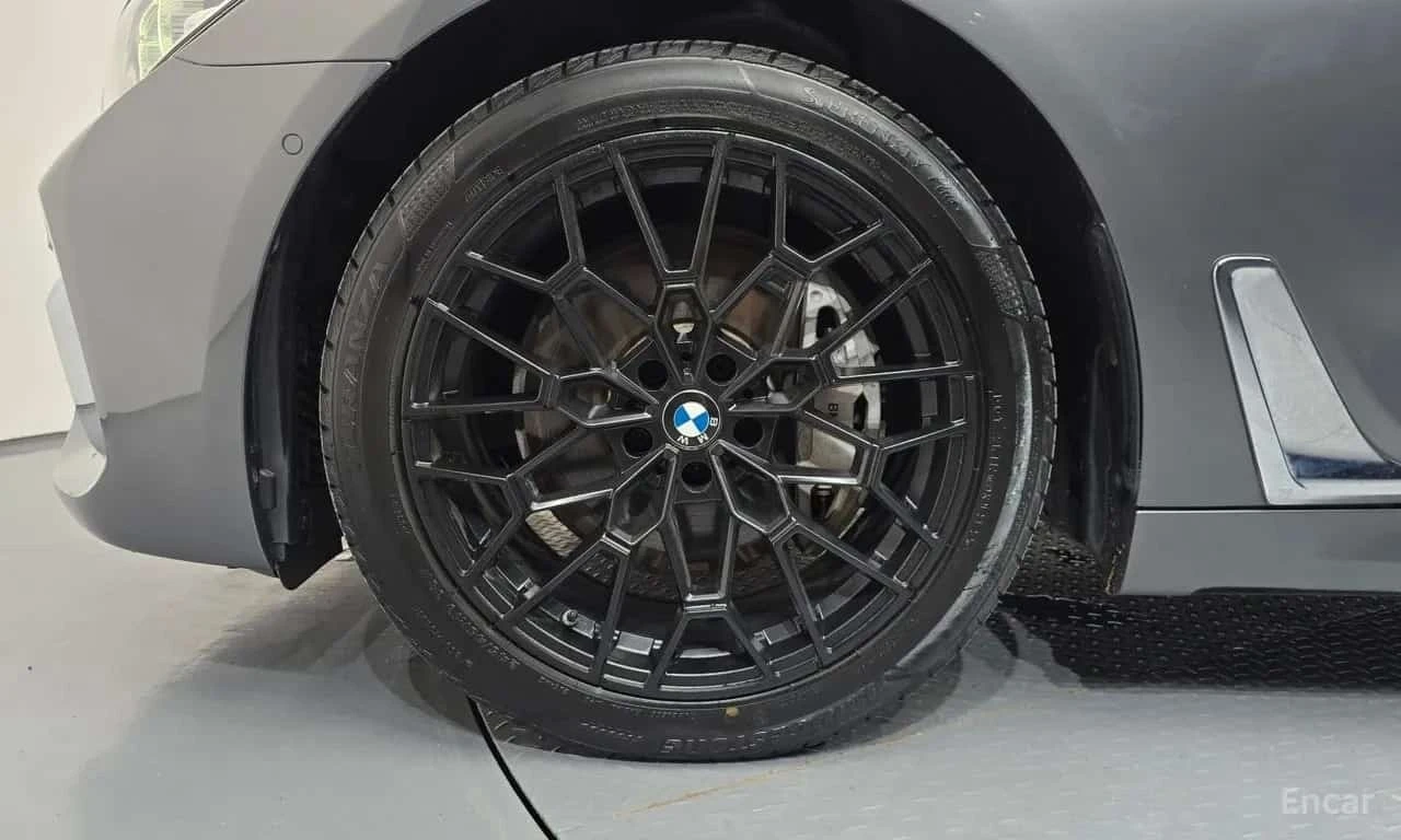 BMW 740 740Li xDrive M Sport Package* ����������*  | Mobile.bg � ����������� 5