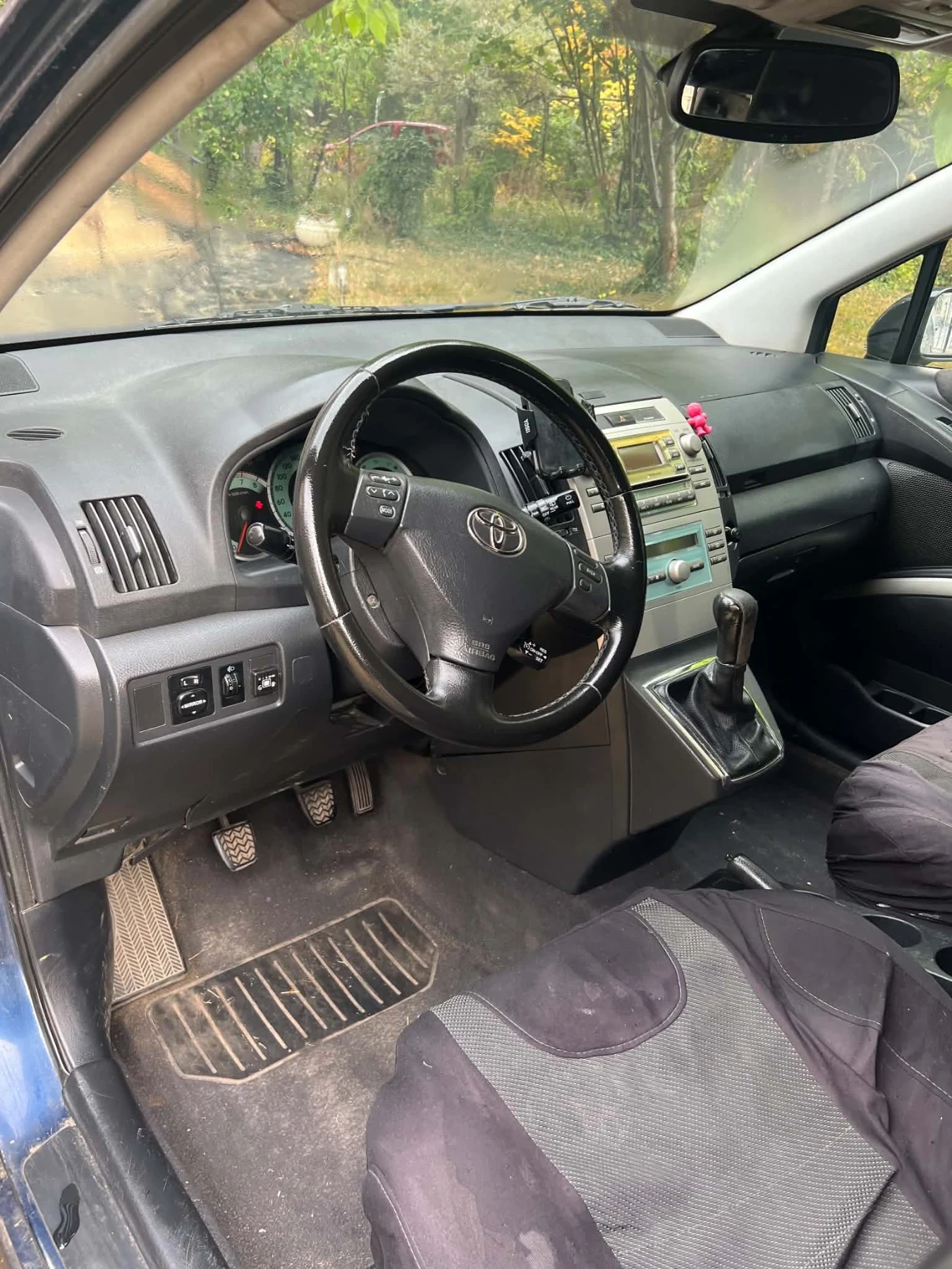 Toyota Corolla verso VVT-i, снимка 16 - Автомобили и джипове - 56496149