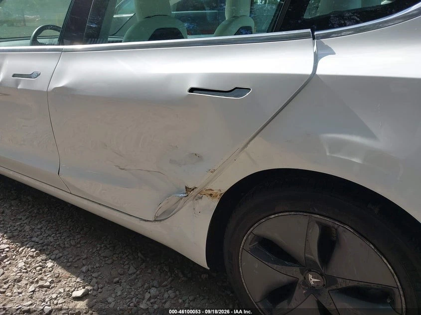 Tesla Model 3 Long Range Dual Motor AWD, снимка 6 - Автомобили и джипове - 56531669