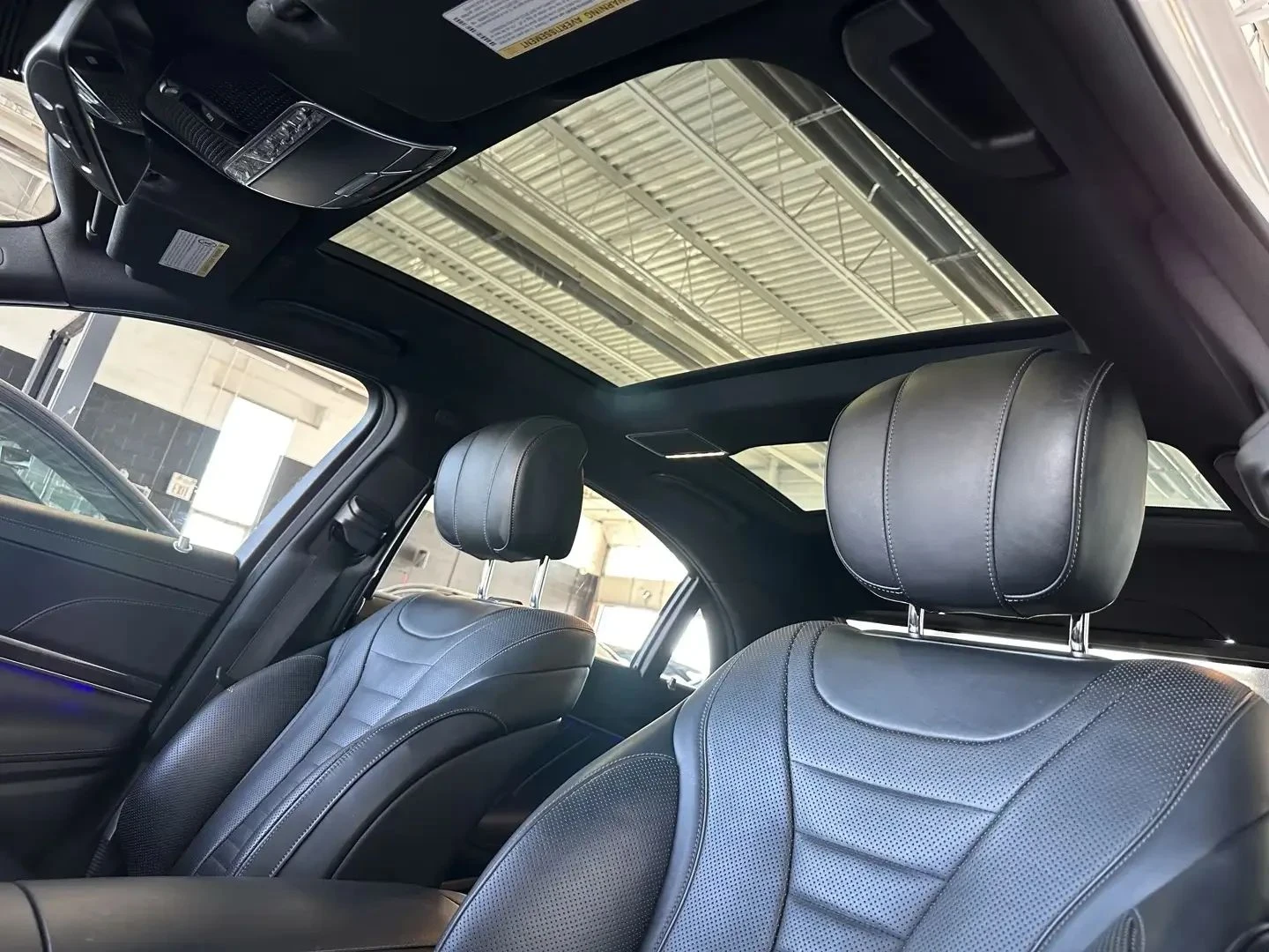 Mercedes-Benz S 560, снимка 13 - Автомобили и джипове - 56724966