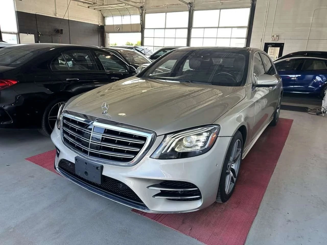 Mercedes-Benz S 560, снимка 3 - Автомобили и джипове - 56724966