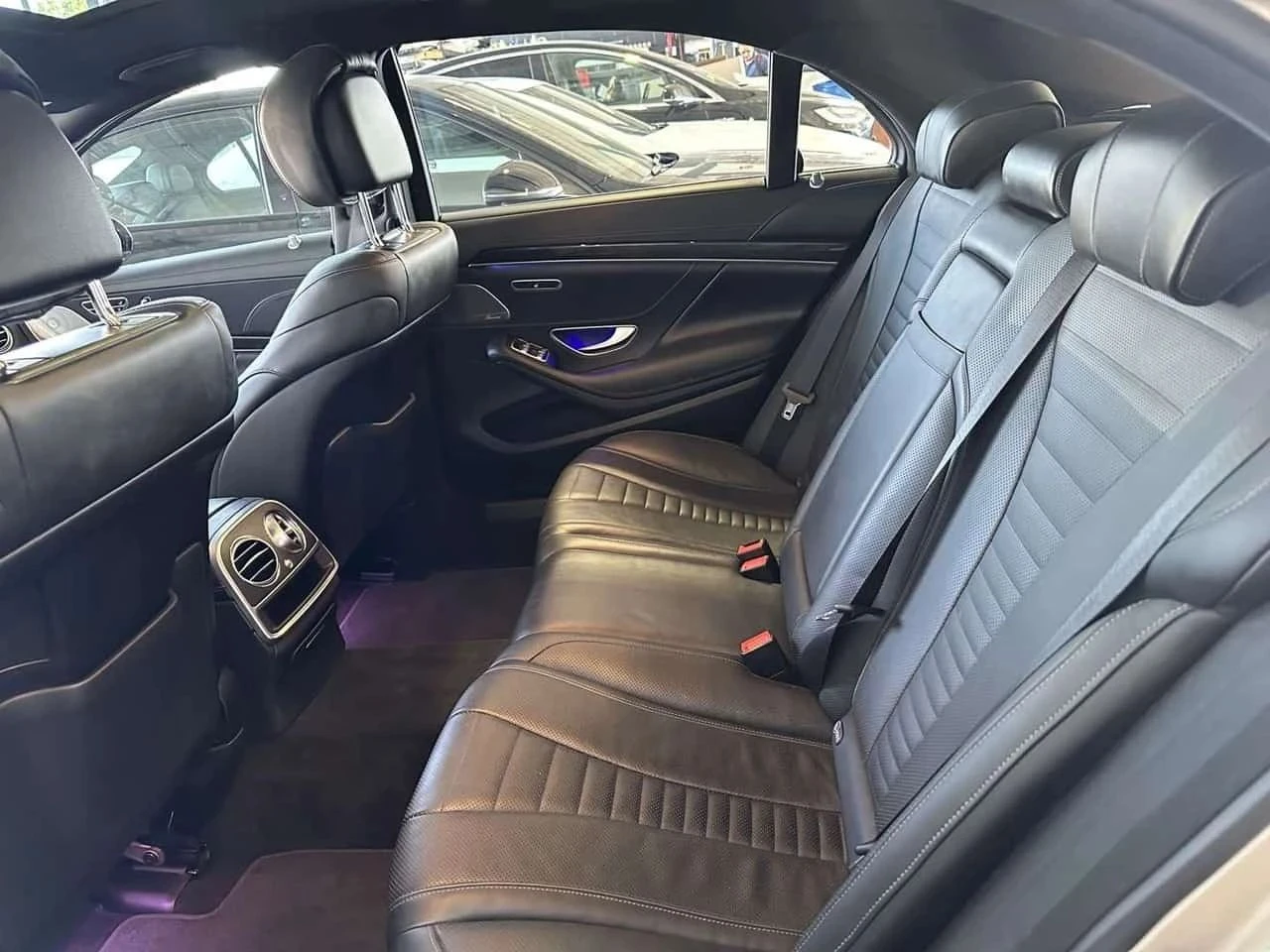 Mercedes-Benz S 560, снимка 12 - Автомобили и джипове - 56724966