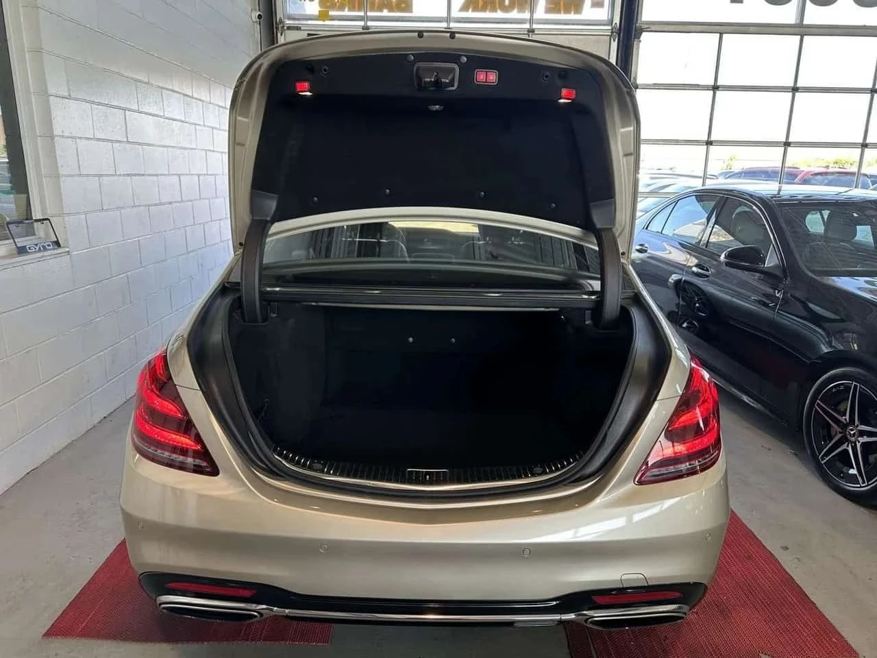 Mercedes-Benz S 560, снимка 15 - Автомобили и джипове - 56724966