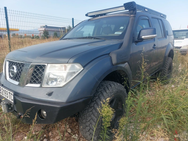 Nissan Pathfinder 4х4, снимка 2 - Автомобили и джипове - 46942006