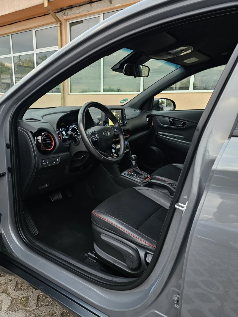 Hyundai Kona 1.6 T-GDI 177к.с. KRELL CarPlay Сервизна книжка, снимка 6 - Автомобили и джипове - 51895452