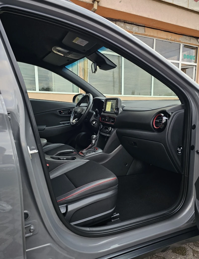 Hyundai Kona 1.6 T-GDI 177к.с. KRELL CarPlay Сервизна книжка, снимка 8 - Автомобили и джипове - 51895452