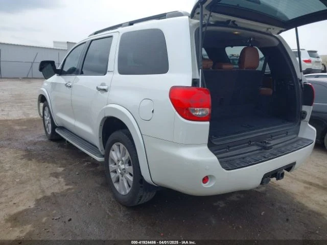 Toyota Sequoia  - изображение 4