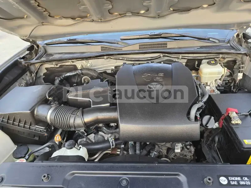Toyota Tacoma TRD PRO, снимка 13 - Автомобили и джипове - 54431893