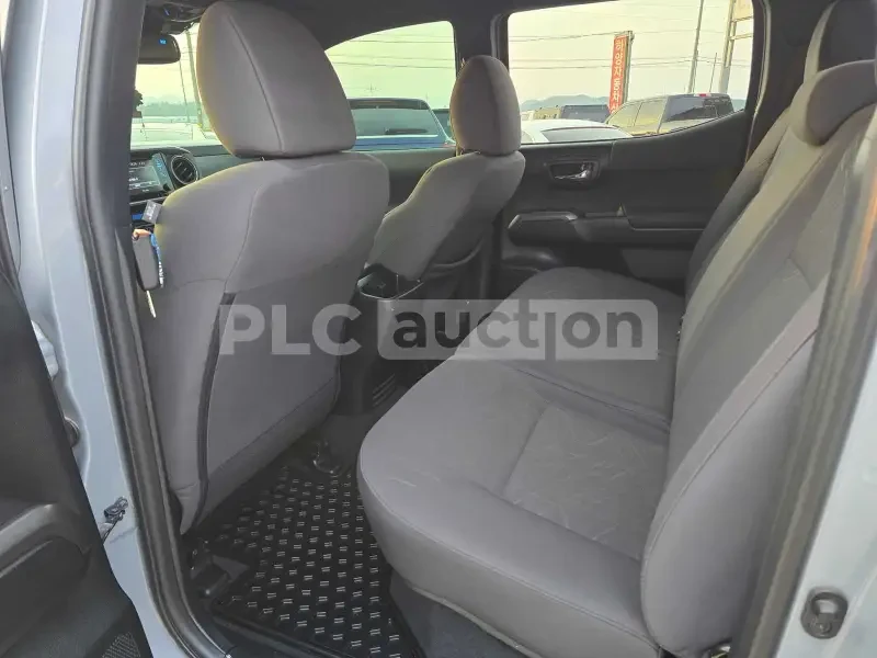 Toyota Tacoma TRD PRO, снимка 10 - Автомобили и джипове - 54431893