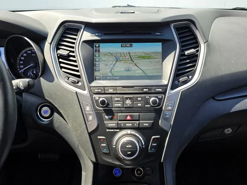 Hyundai Santa fe 2.0 CRDi 4WD - САМО 30% АВАНС, снимка 13 - Автомобили и джипове - 56021694