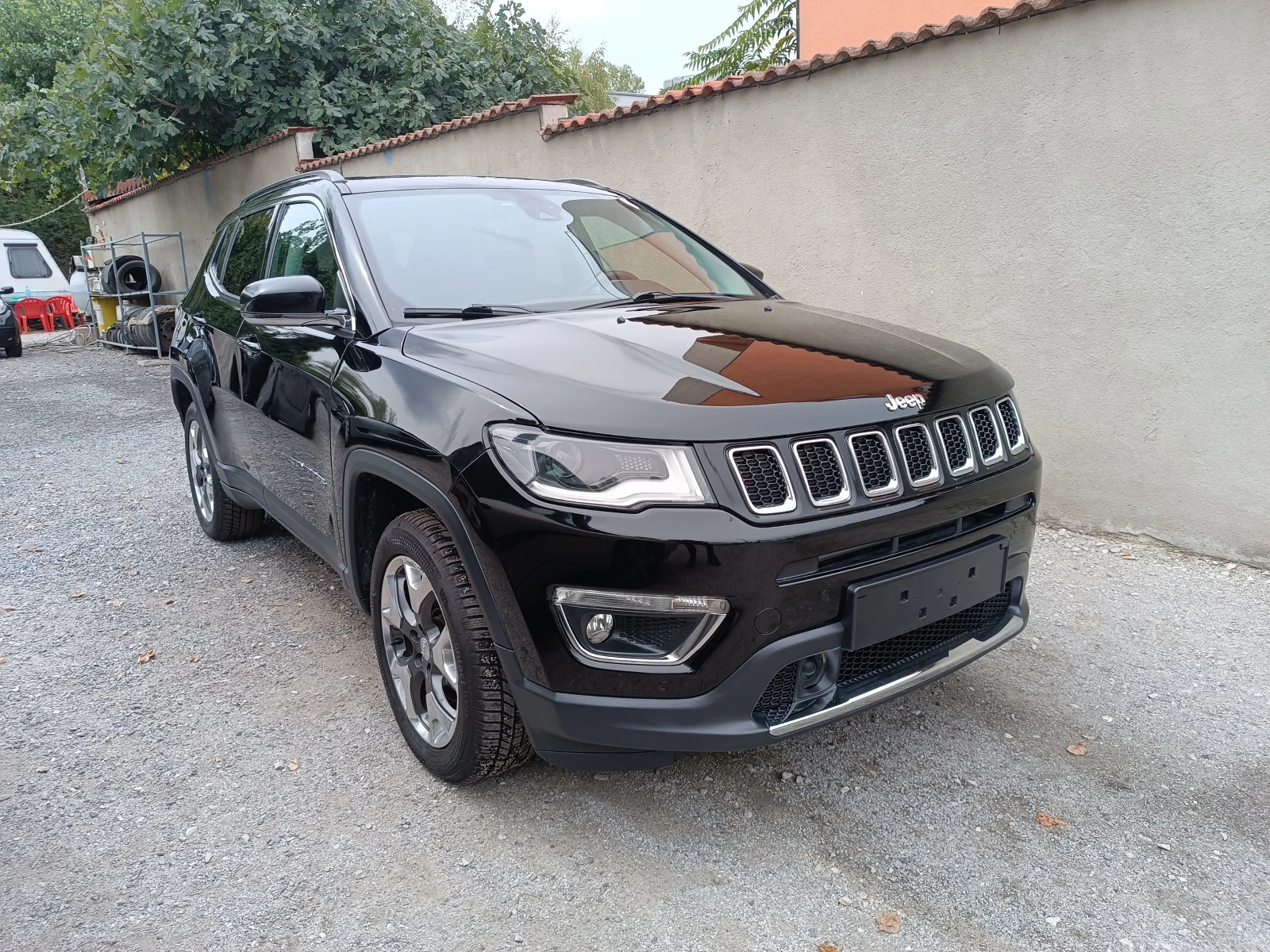 Jeep Compass 4x4 LIMITED - изображение 2