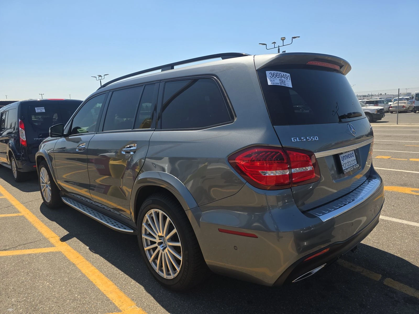 Mercedes-Benz GLS 500 AMG* PACK* DESIGNO* ПОДГРЕВ* ОБДУХВАНЕ* МАСАЖ* КАМ - изображение 4