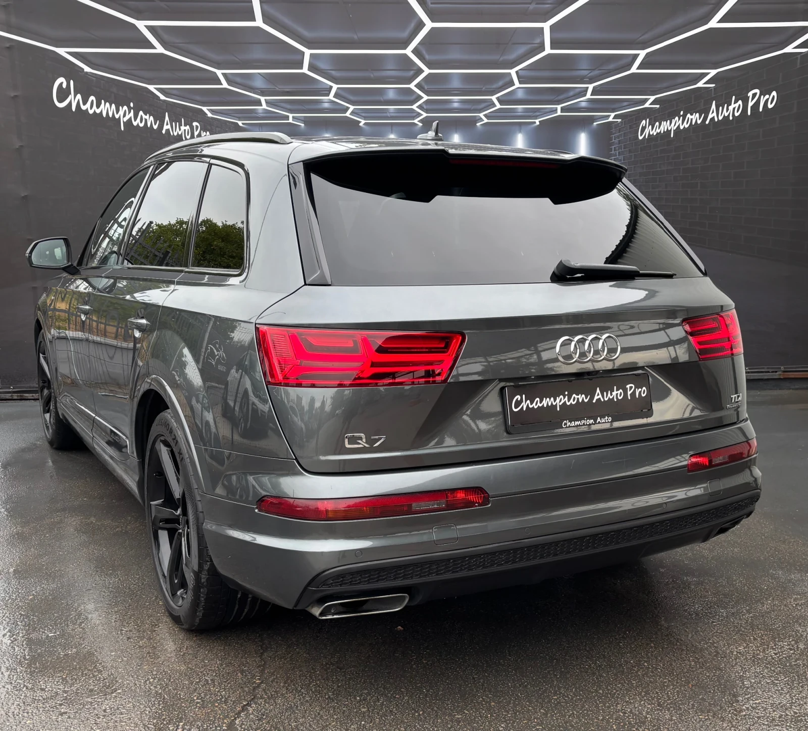Audi Q7 3.0TDI 3xSline - изображение 4