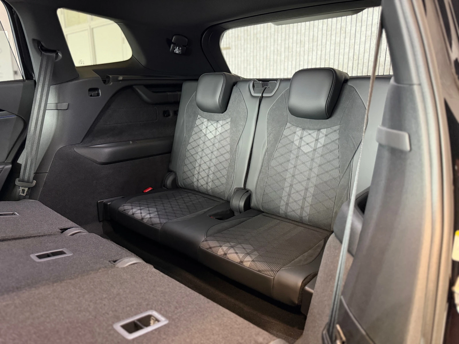 VW Tayron 2.0 TDI 4MOTION R- LINE PANO 360 CAMERA | Mobile.bg � ����������� 14