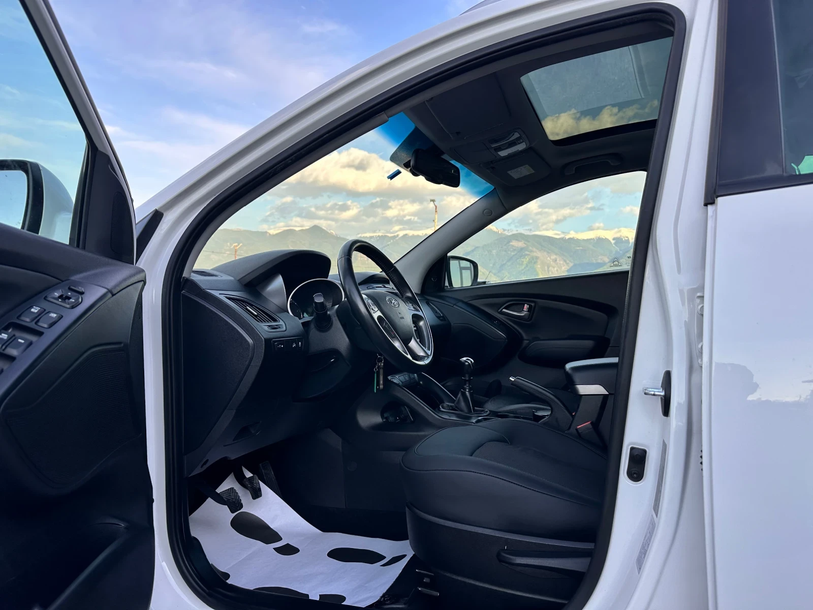 Hyundai IX35 1.7CRDI-�������� �������-145000��-�������-����-��� | Mobile.bg � ����������� 6
