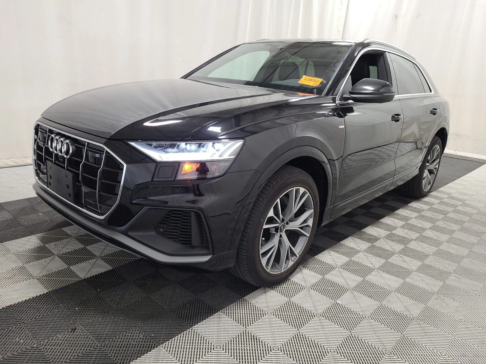Audi Q8 Progressiv 55 TFSI quattro