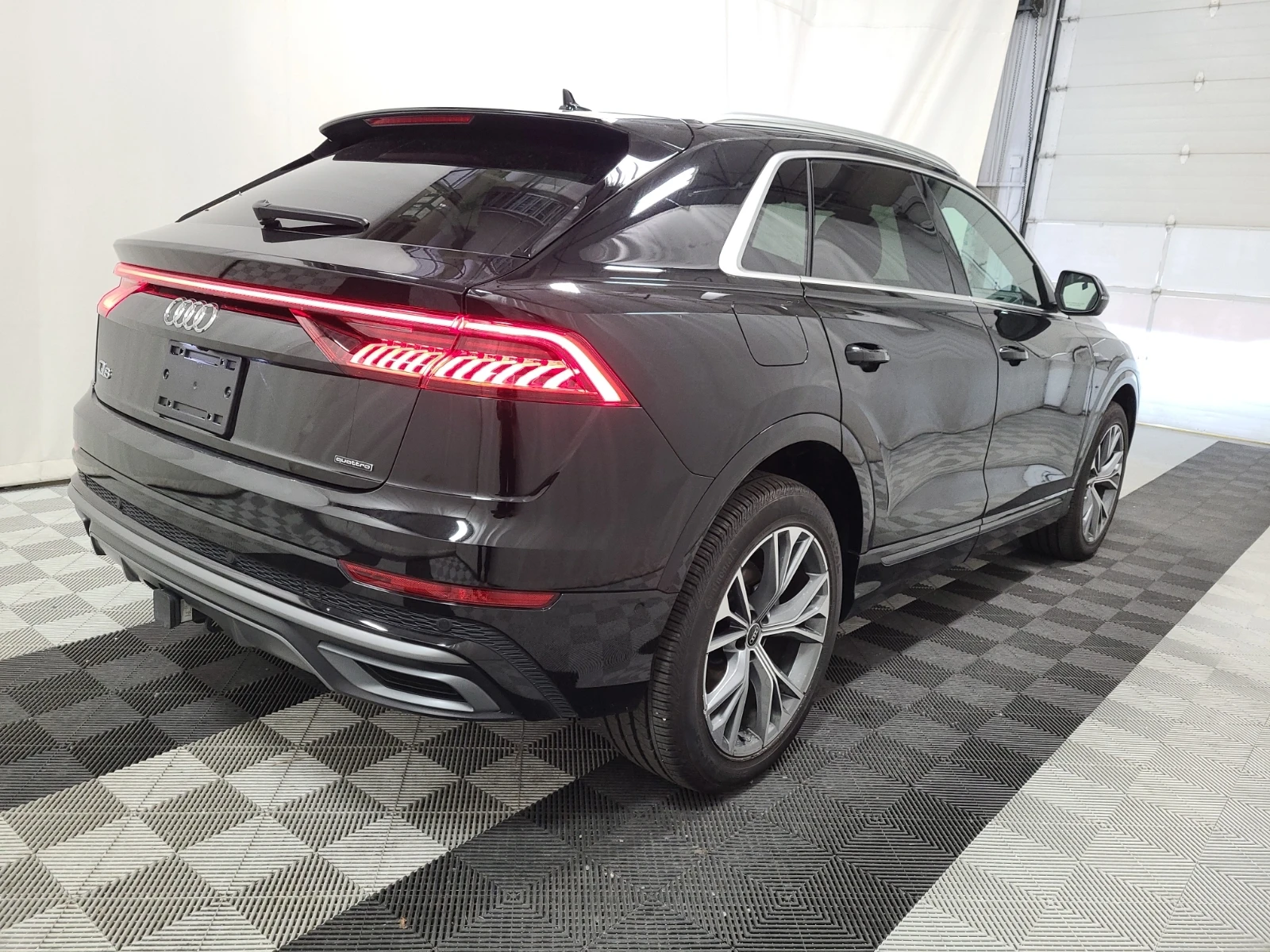 Audi Q8 Progressiv 55 TFSI quattro | Mobile.bg � ����������� 5