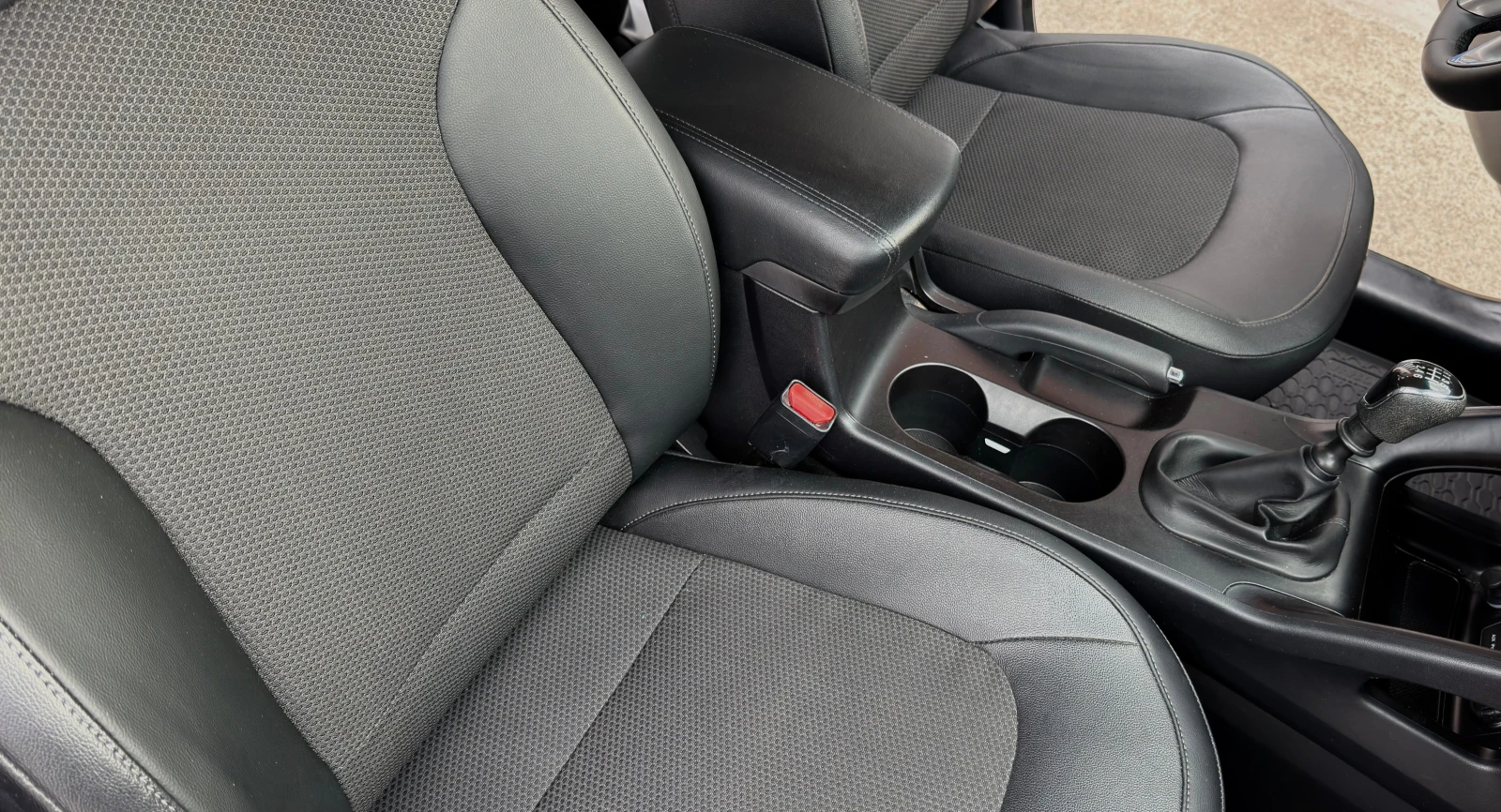 Hyundai IX35 2.0CRDI/FACE-LIFT/PREMIUM | Mobile.bg � ����������� 12