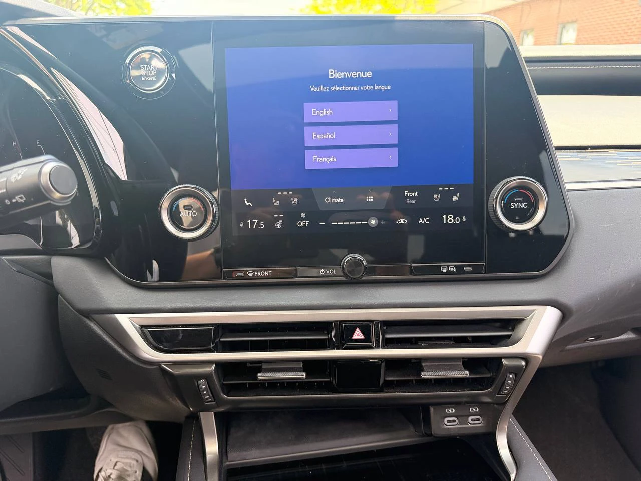 Lexus RX 350 ОБДУХВАНЕ * Keyless * CARFAX * АВТО КРЕДИТ * , снимка 15 - Автомобили и джипове - 54767348