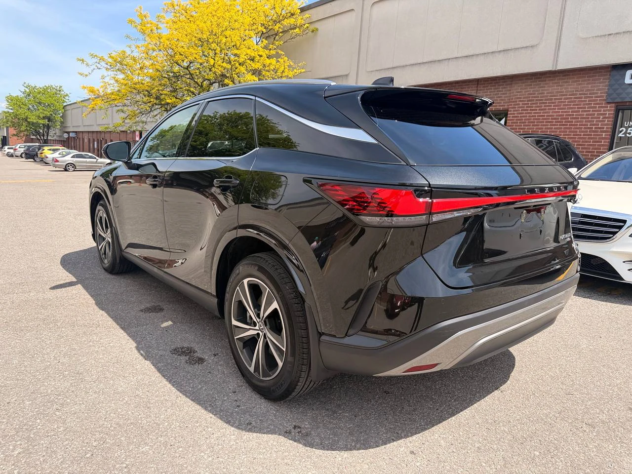 Lexus RX 350 ОБДУХВАНЕ * Keyless * CARFAX * АВТО КРЕДИТ * , снимка 4 - Автомобили и джипове - 54767348