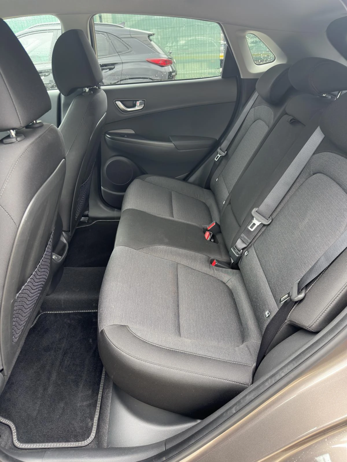 Hyundai Kona 64KWh/PRIME/ГАРАНЦИЯ/SOH100%/BLUELINK/2023г., снимка 8 - Автомобили и джипове - 54879377