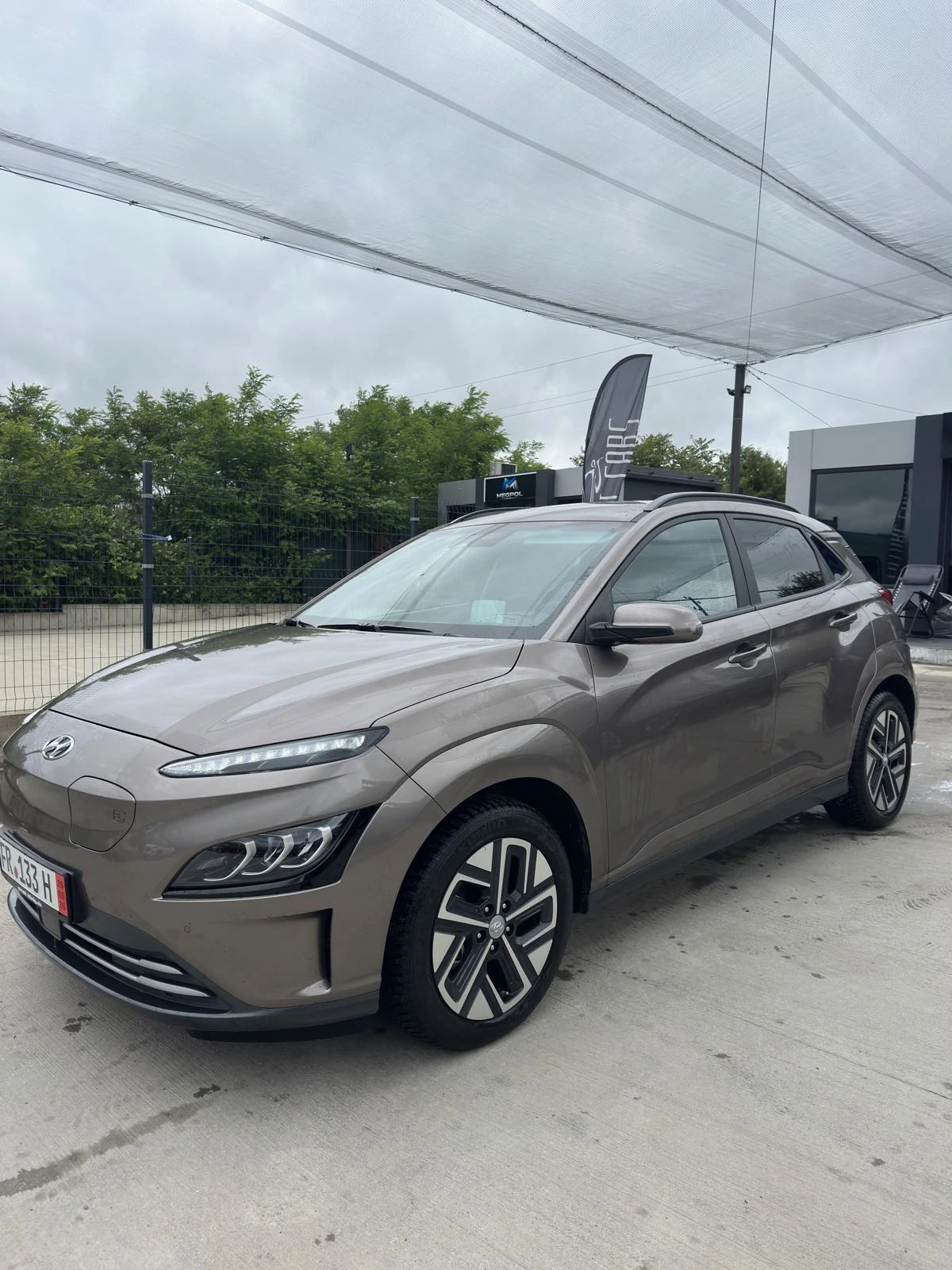 Hyundai Kona 64KWh/PRIME/ГАРАНЦИЯ/SOH100%/BLUELINK/2023г., снимка 3 - Автомобили и джипове - 54879377