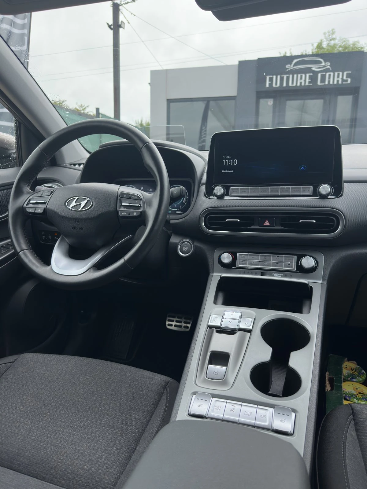 Hyundai Kona 64KWh/PRIME/ГАРАНЦИЯ/SOH100%/BLUELINK/2023г., снимка 10 - Автомобили и джипове - 54879377