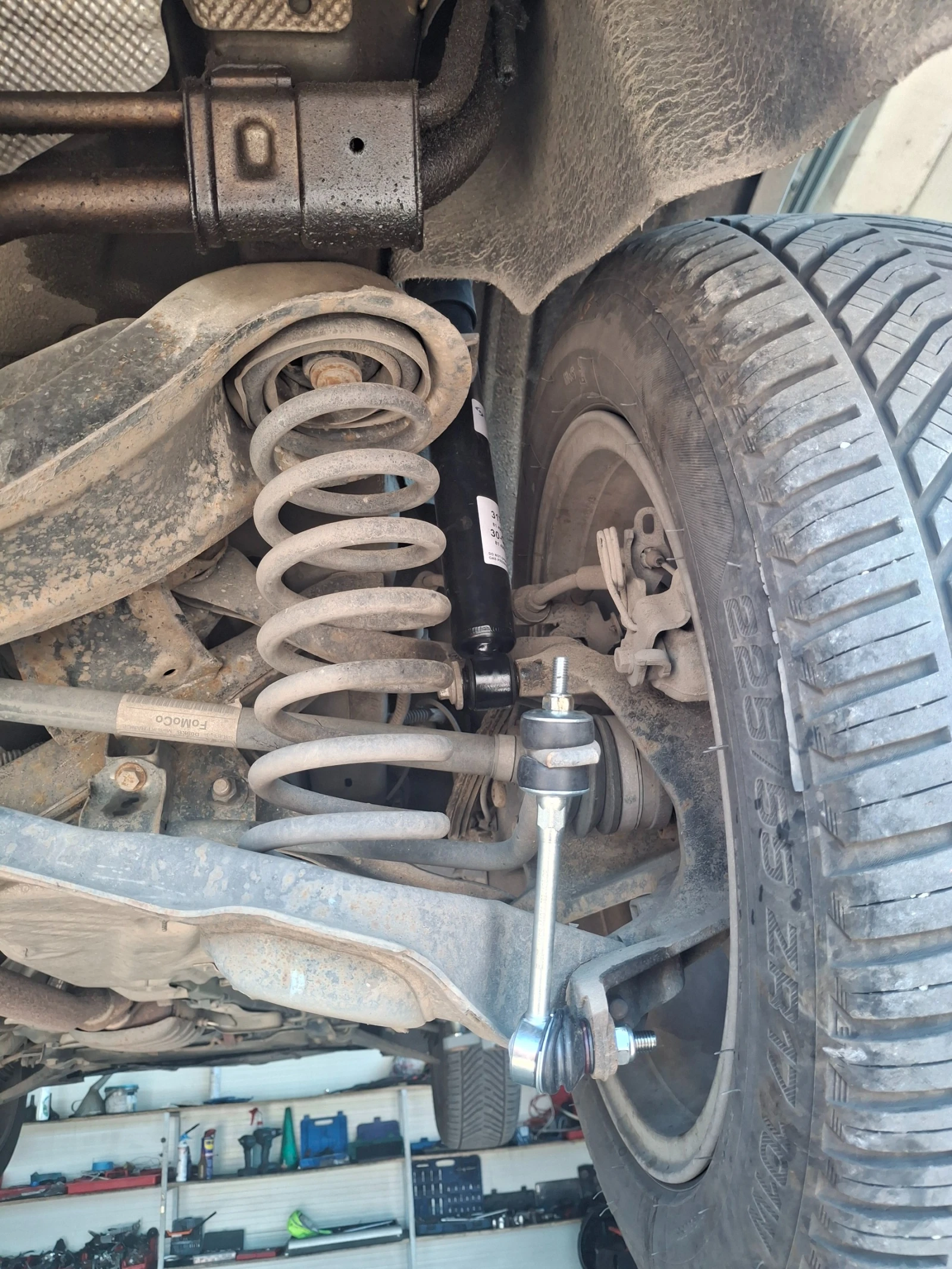 Ford Kuga, снимка 9 - Автомобили и джипове - 55618893