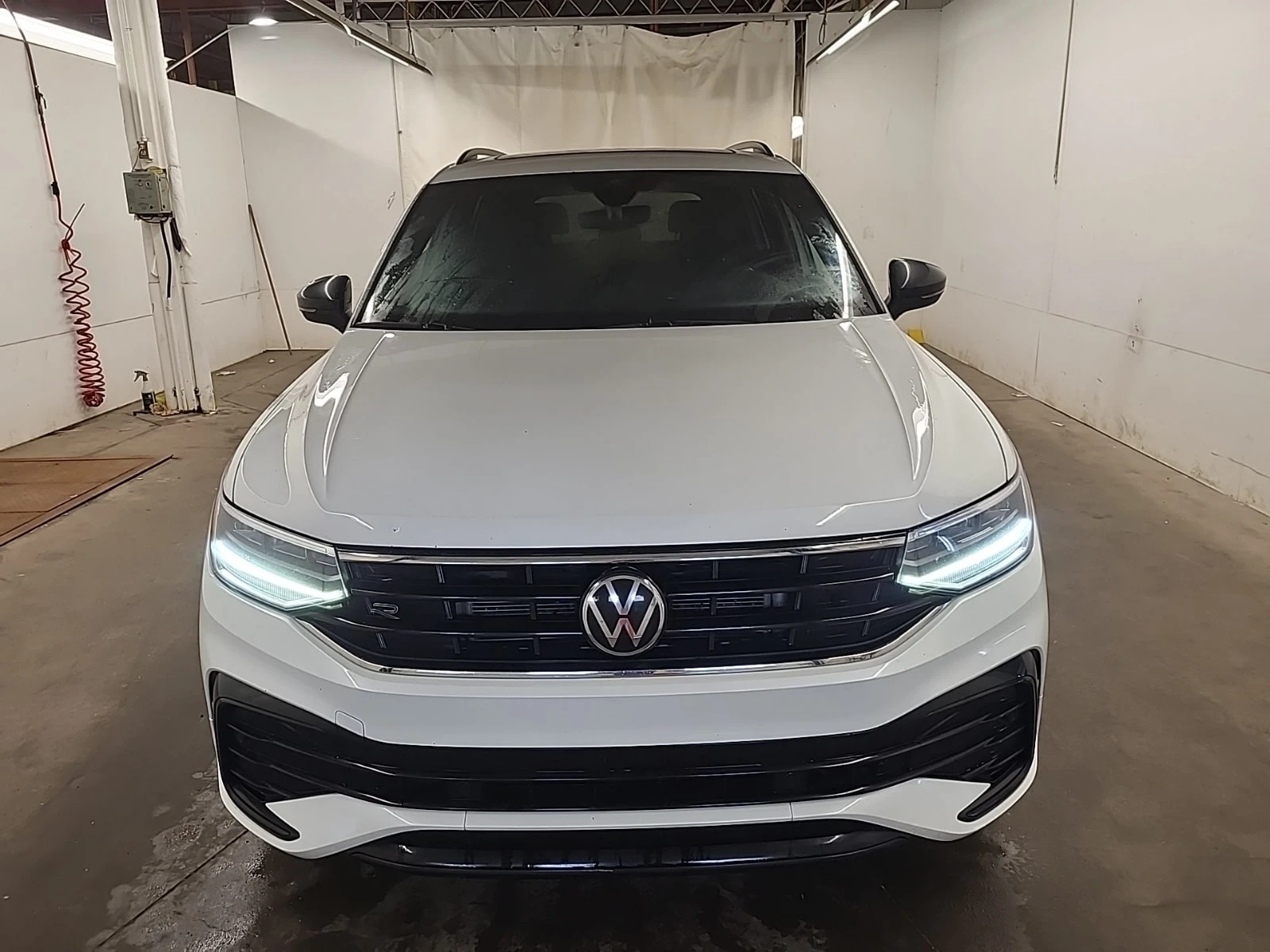 VW Tiguan * COMFORTLINE R LINE BLACK EDITION * CARFAX * , снимка 17 - Автомобили и джипове - 56081812