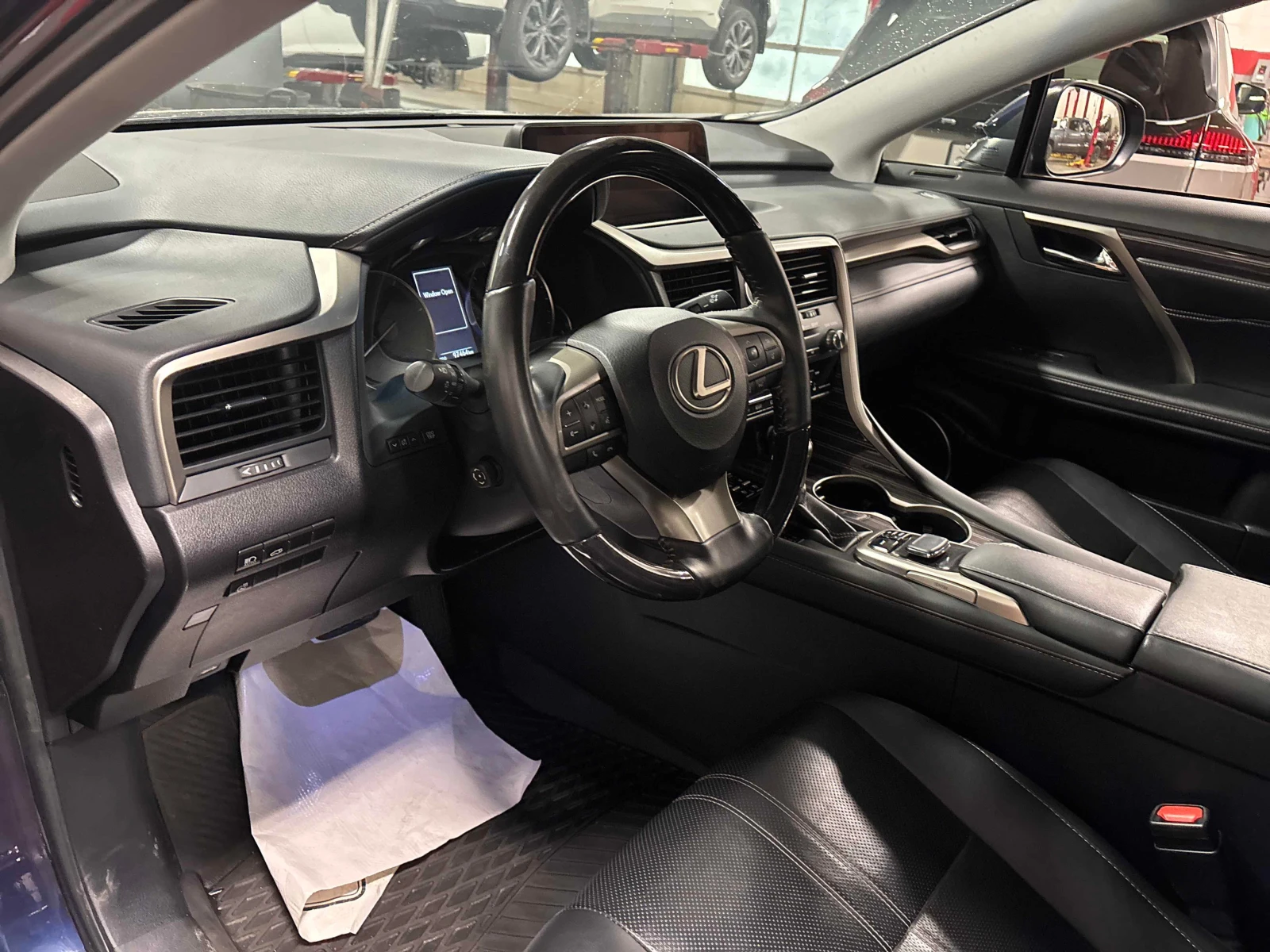Lexus RX 350 * AWD 4dr * CARFAX * ОПЦИЯ ЗА ФИНАНСИРАНЕ, снимка 5 - Автомобили и джипове - 56087193