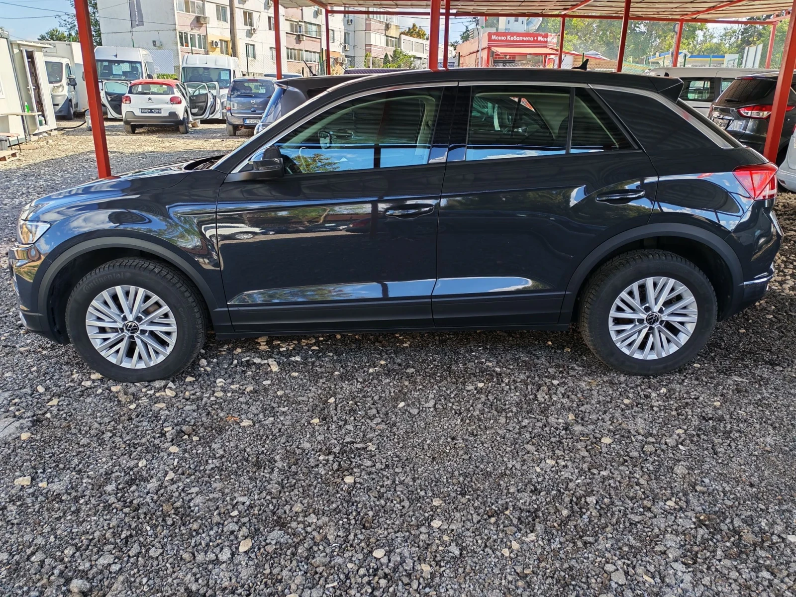 VW T-Roc 2.0 DIESEL 120 k. c. , снимка 8 - Автомобили и джипове - 56130624