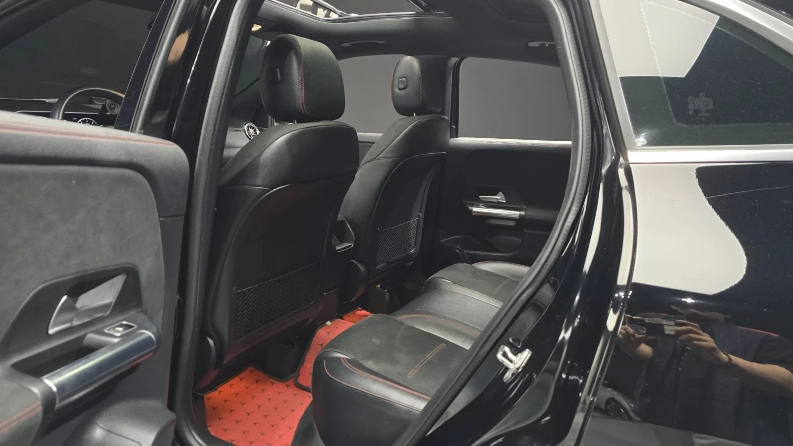 Mercedes-Benz GLA 250, снимка 11 - Автомобили и джипове - 56686747