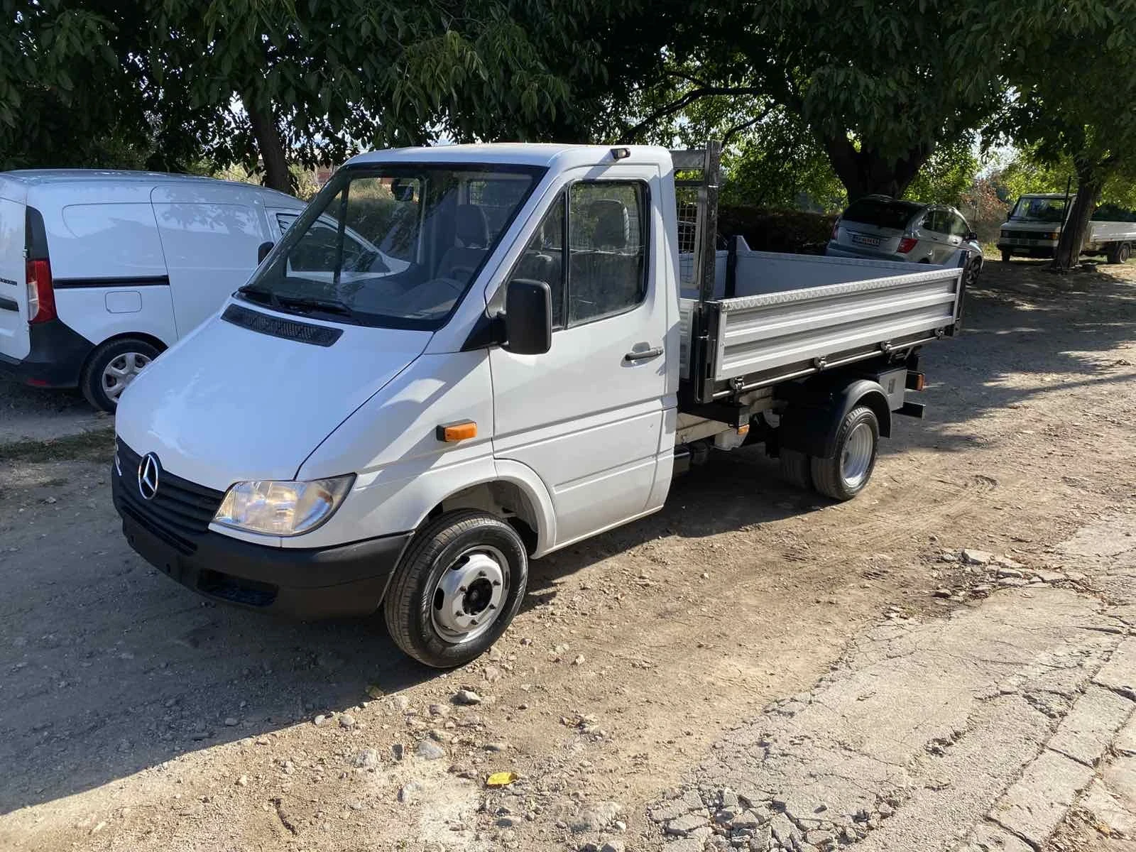 Mercedes-Benz Sprinter 411 2.2 CDI, снимка 13 - Бусове и автобуси - 55831569