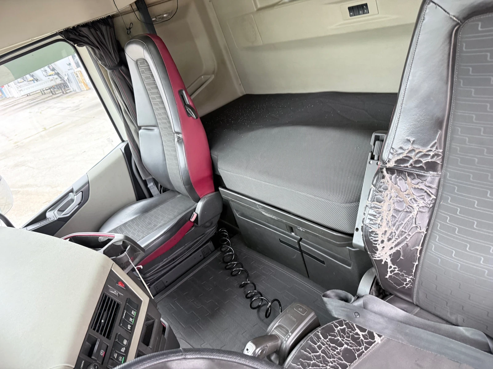 Volvo Fh 460 - изображение 9