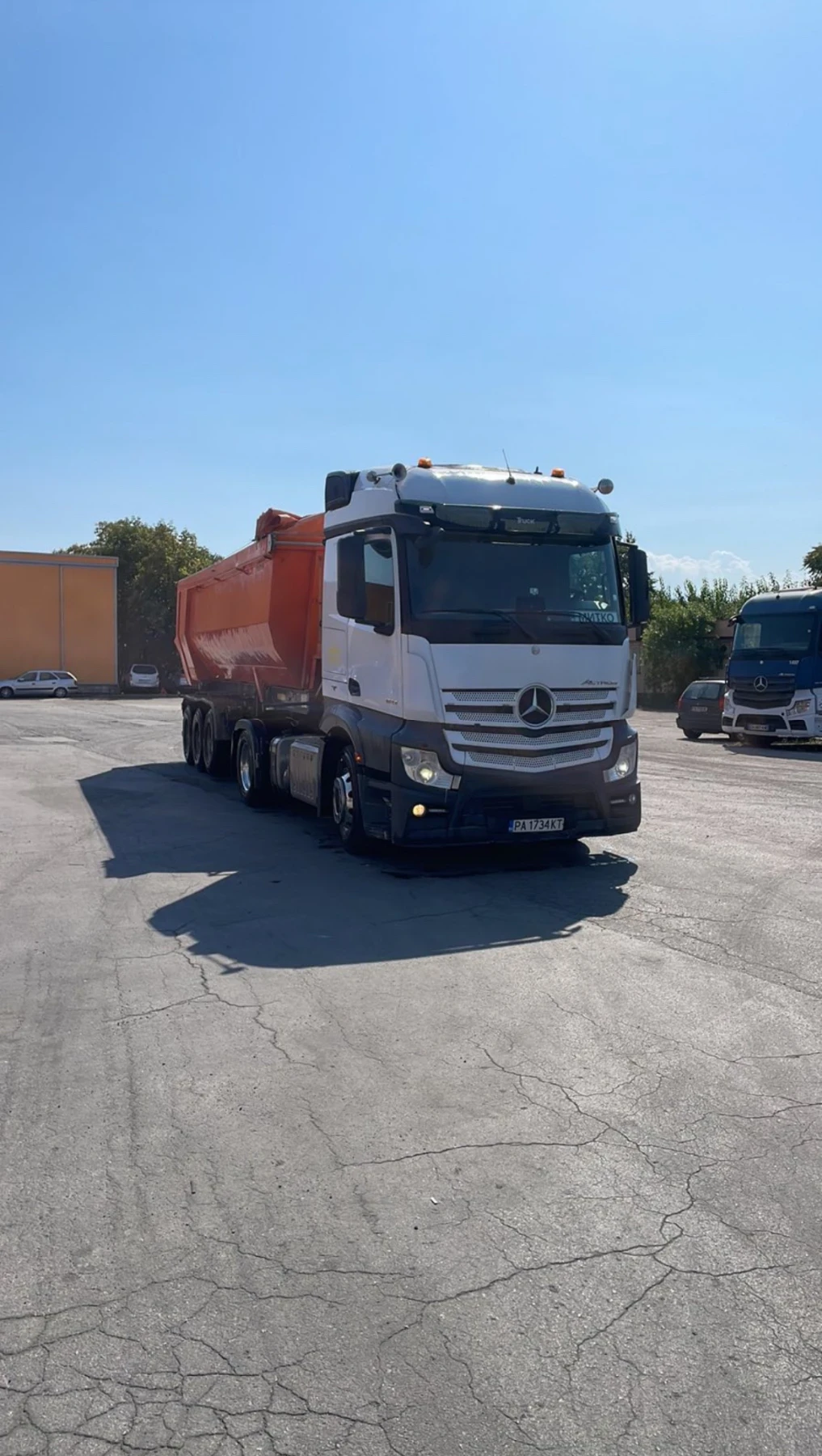 Mercedes-Benz 1842 Actros
