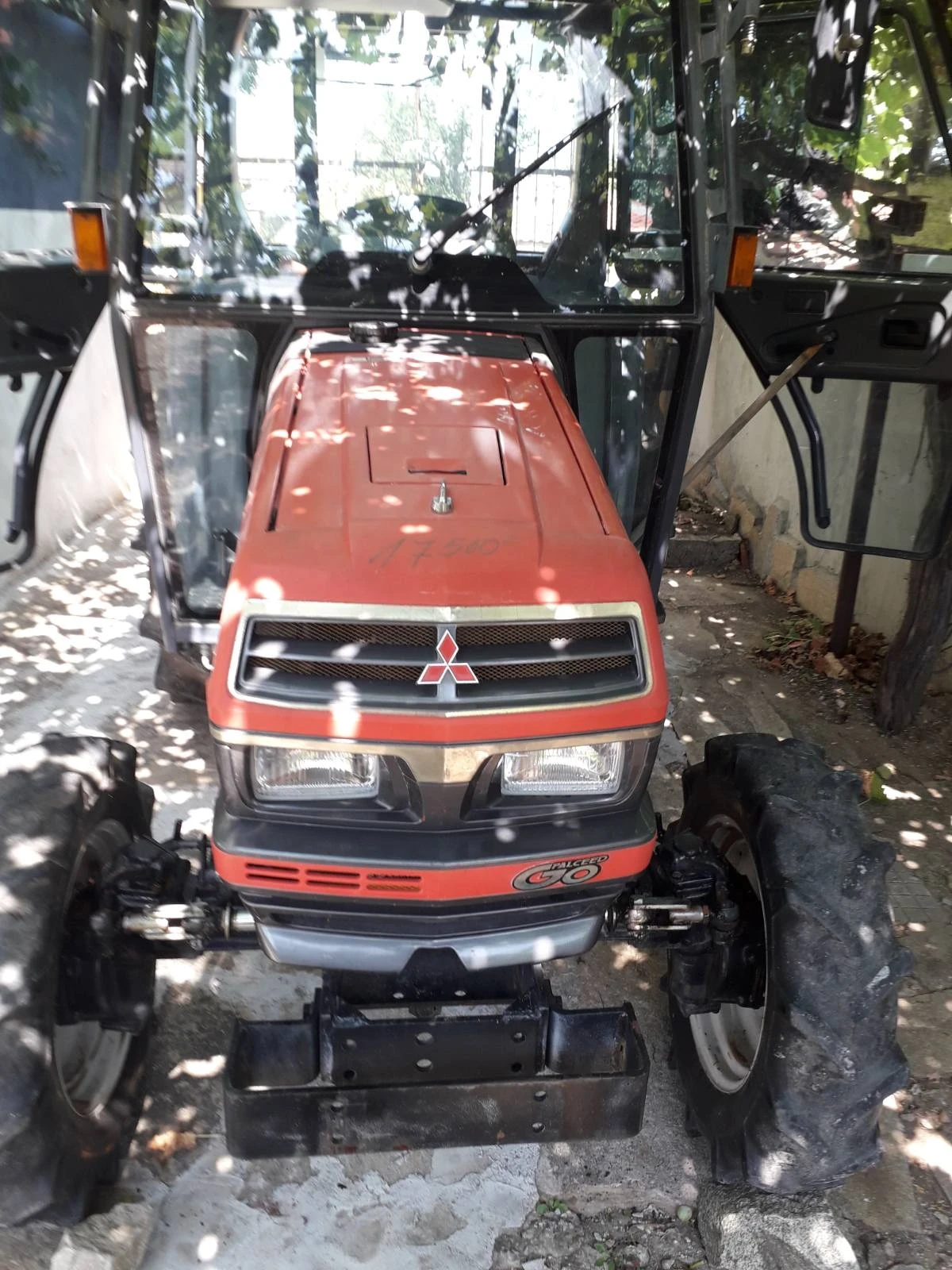 Трактор Mitsubishi MT306, снимка 1