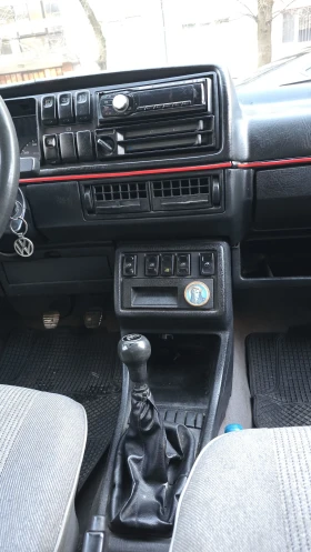 VW Golf 1.6 RF 72 к.с. - 1300 € / 2542.58 лв. - 11013629 13