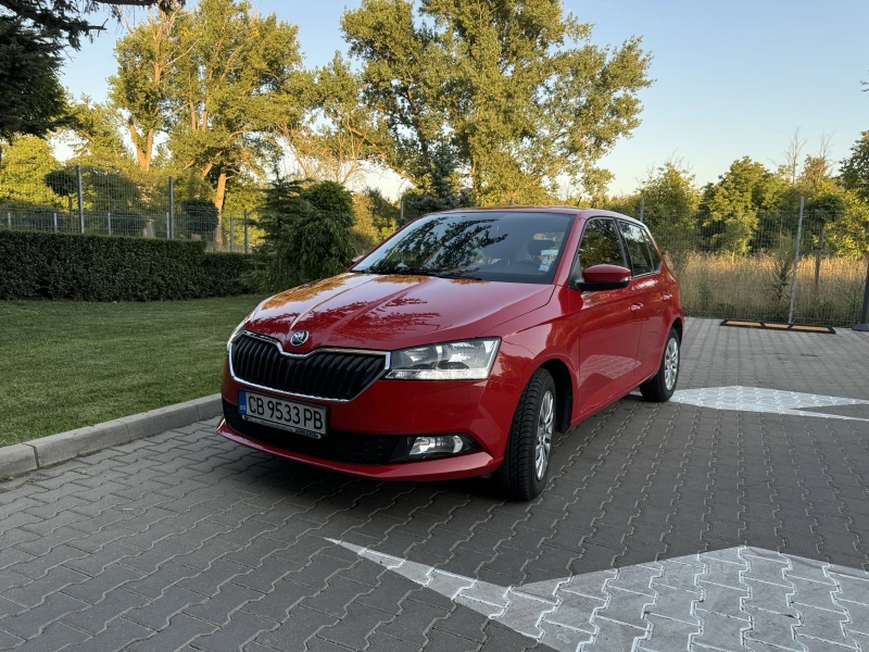 Skoda Fabia 1.0 MPI , снимка 1 - Автомобили и джипове - 46837010