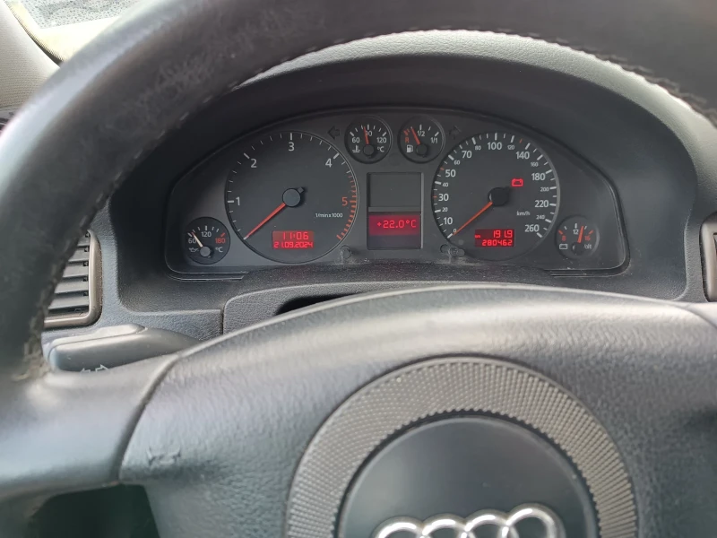 Audi A6, снимка 11 - Автомобили и джипове - 47311093