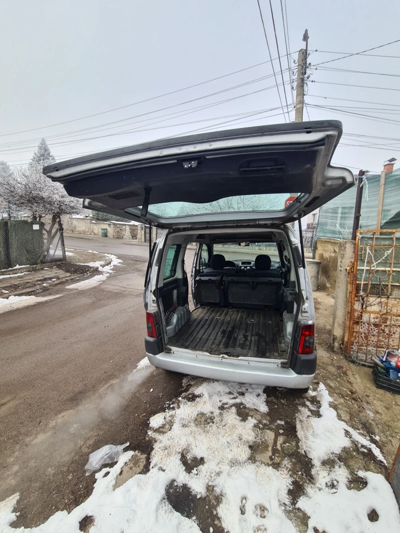 Citroen Berlingo 1.4i, снимка 17 - Автомобили и джипове - 48514490