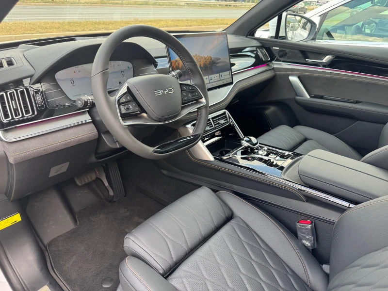 BYD Tang 108kwh./model 2025g. , снимка 7 - Автомобили и джипове - 51420753