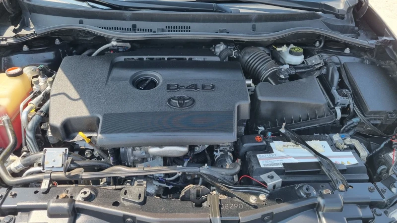 Toyota Auris 2.0D4D, снимка 17 - Автомобили и джипове - 52566468