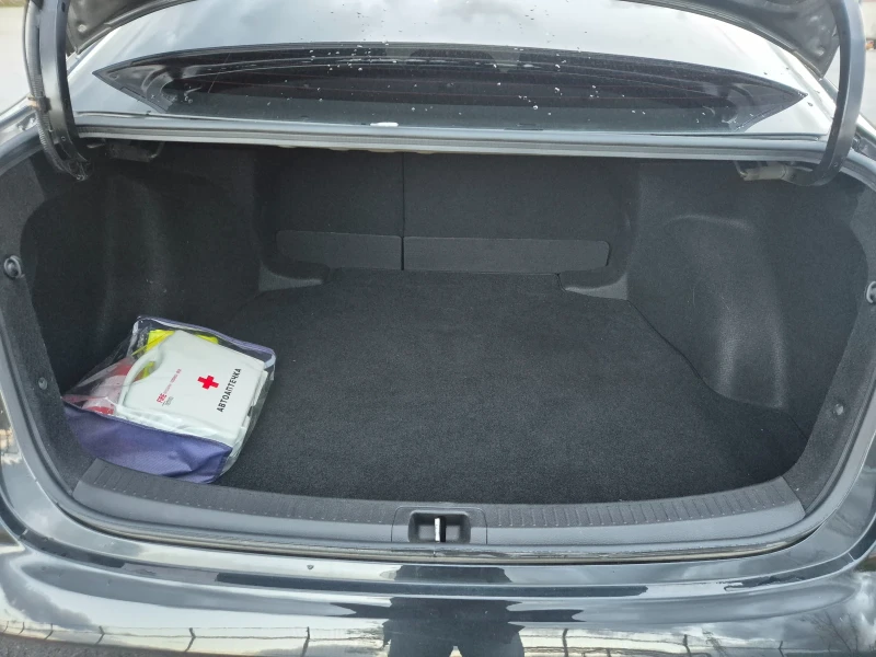 Toyota Corolla SE 2.0 CVT, снимка 11 - Автомобили и джипове - 52022291