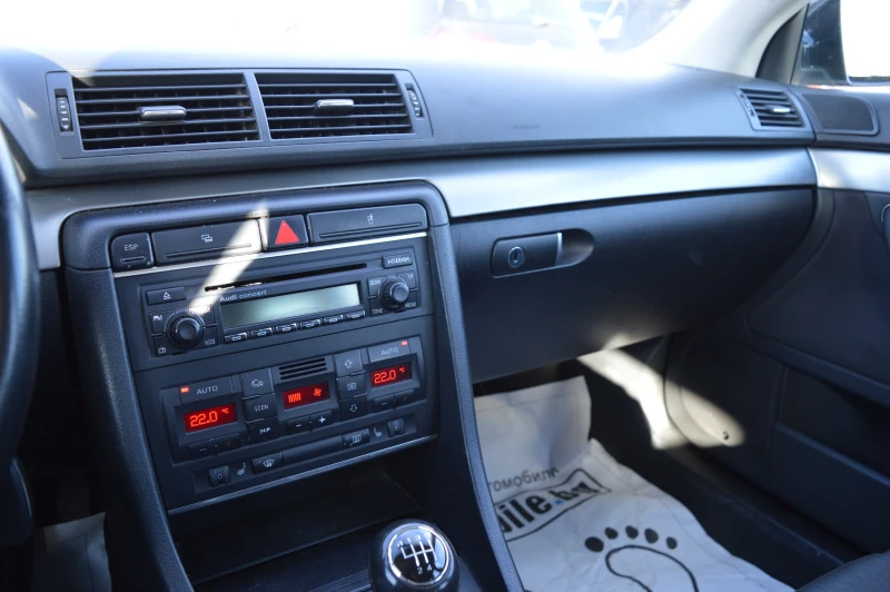 Audi A4 2.0TDI-KLIMATRONIK, снимка 13 - Автомобили и джипове - 52247306